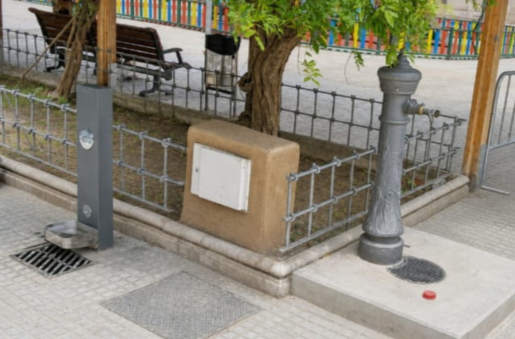 Llega a Leganés la primera fuente para personas y perros