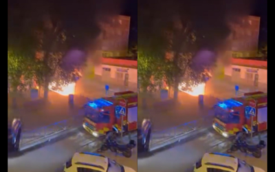 Un coche se incendia en la Calle Castilla de Leganés
