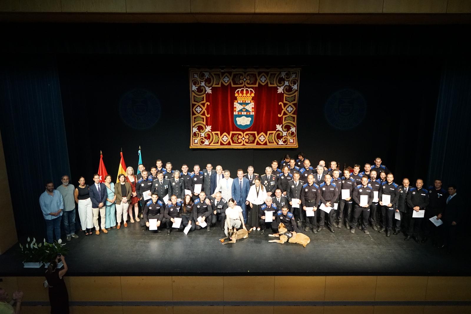 La Policía Local de Leganés recibe medallas y distinciones por sus actuaciones